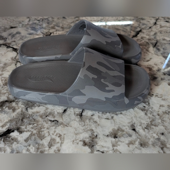 Skechers Gray Camo Arch Fit Insole - Picture 3 of 10